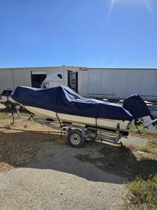 Boston Whaler Classic 17' Custom-Fit Boat Cover (1963-1999)