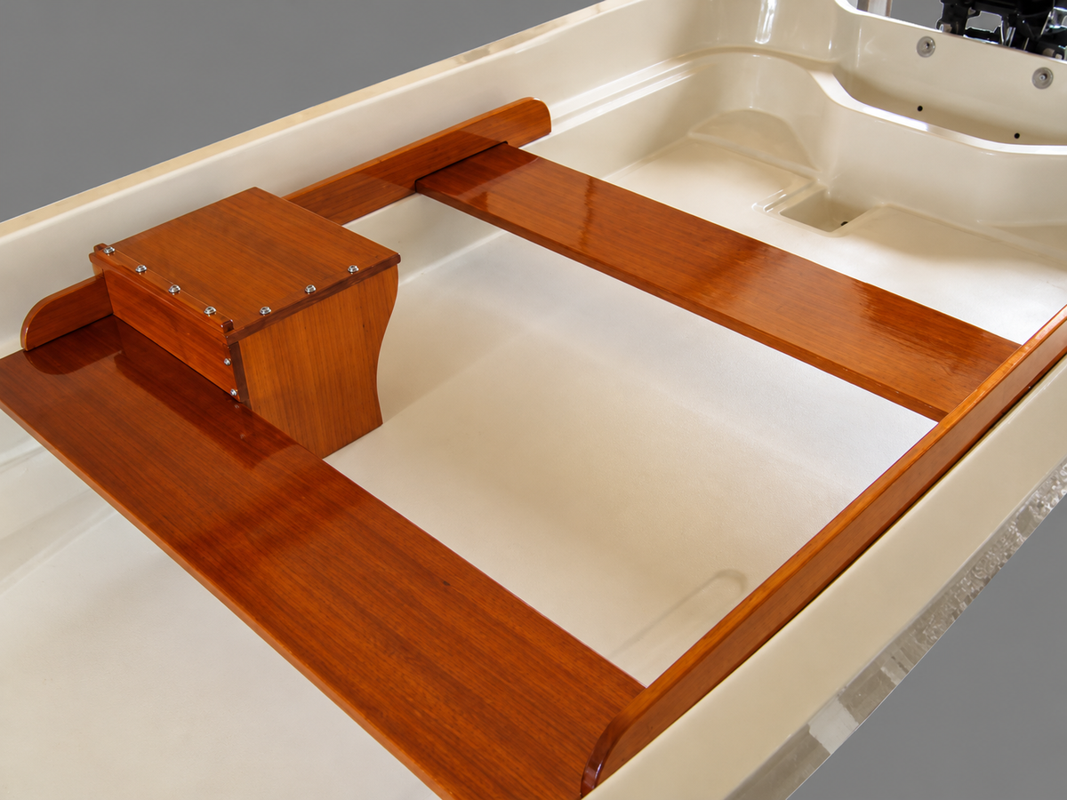 Boston Whaler 13' Sport Mahogany Wood Interior