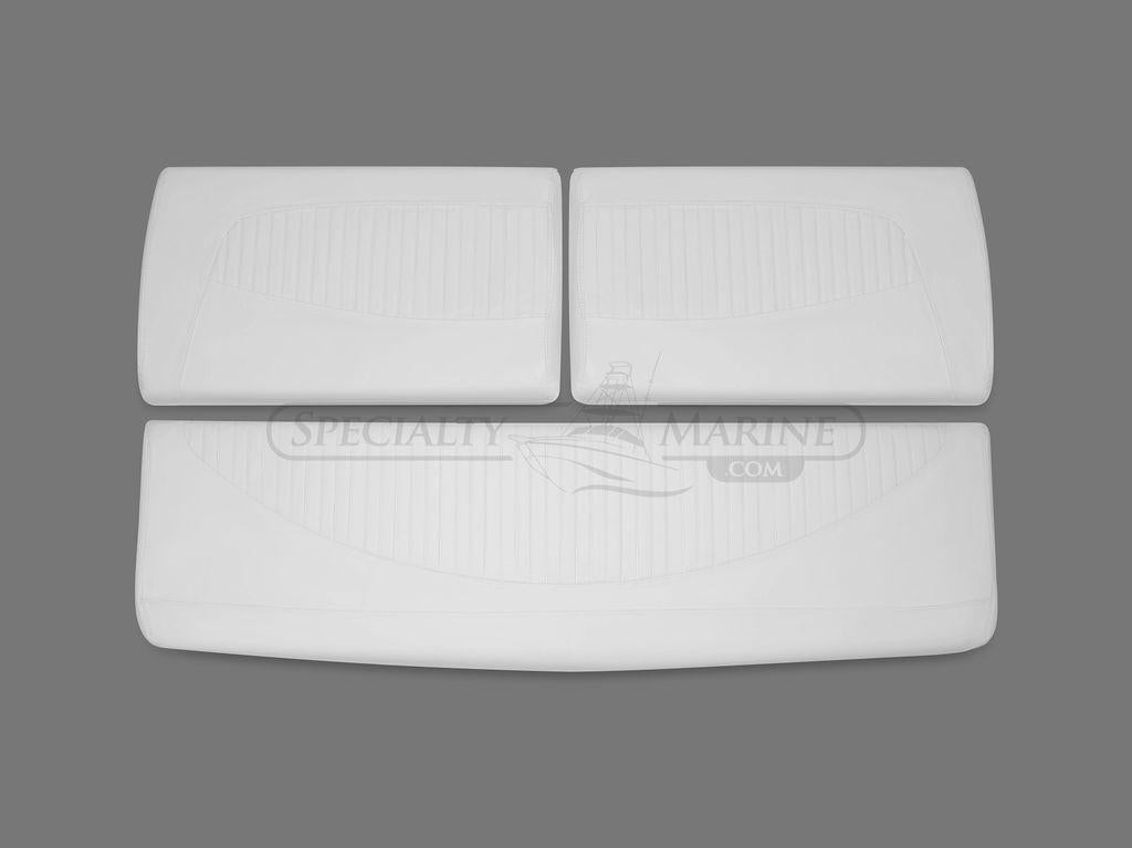 Boston Whaler Dauntless 22' Full Width Stern Seat Featuring Folding Backrest