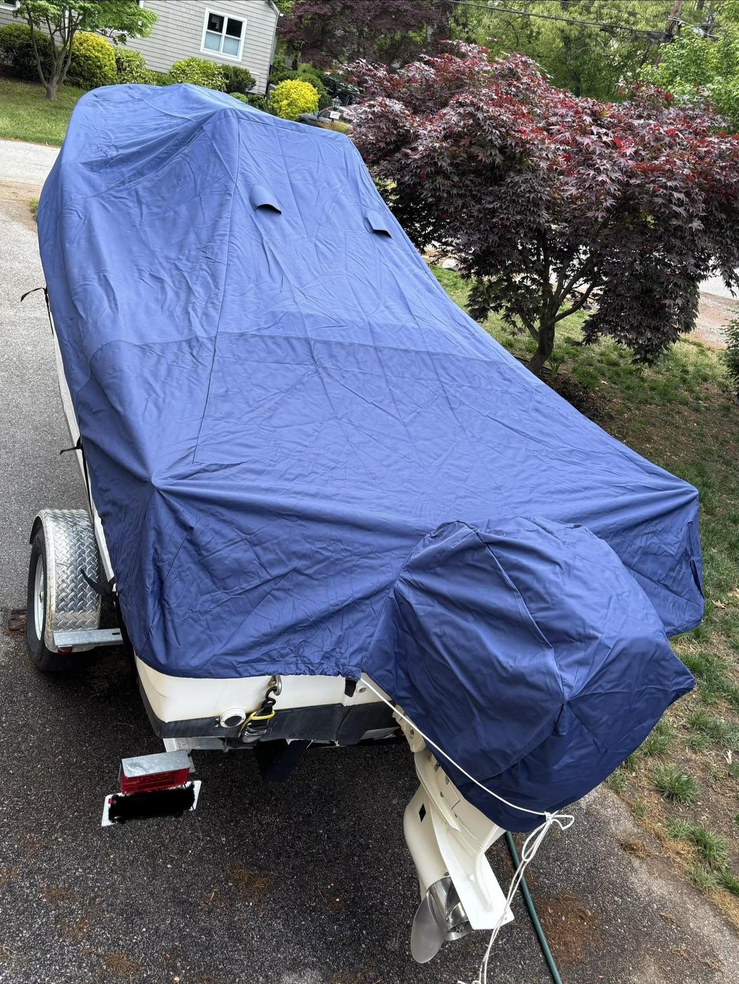Boston Whaler 160 Dauntless Custom-Fit Boat Cover (1999-2006)