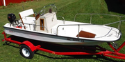 BOSTON WHALER MONTAUK/OUTRAGE ACRYLIC WINDSHIELD - CLEAR